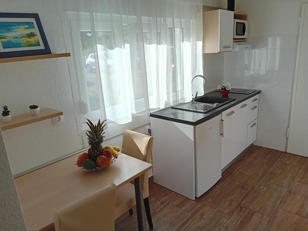 Apartment Nikol PUY Exterior foto